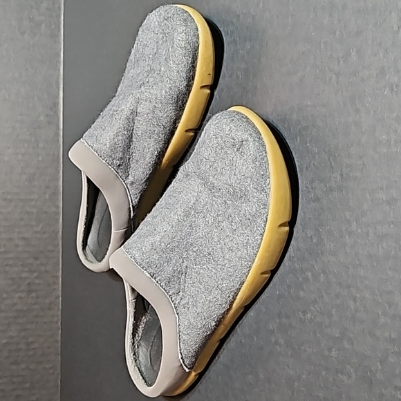 Kalso Gray Earth Shoes - Picture 3 of 10